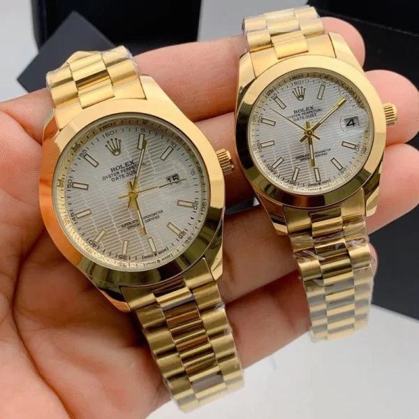 2024 Analog Round Silver Dial Gold Strap Couple Copy Watches