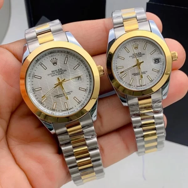 2024 Analog Round Silver Dial Silver Strap Couple Copy Watches
